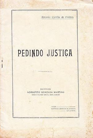 Pedindo justiça.