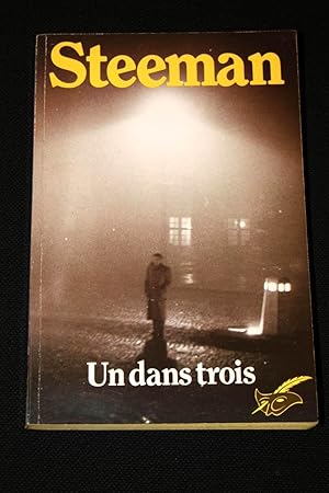 Seller image for UN DANS TROIS for sale by Librairie RAIMOND