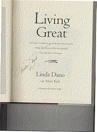 Imagen del vendedor de LIVING GREAT a la venta por ODDS & ENDS BOOKS