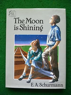 Immagine del venditore per The Moon Is Shining venduto da Shelley's Books