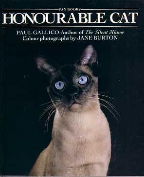 Immagine del venditore per Honourable Cat venduto da Book Realm