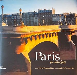 Seller image for PARIS EN LUMIERES for sale by Basket Case Books