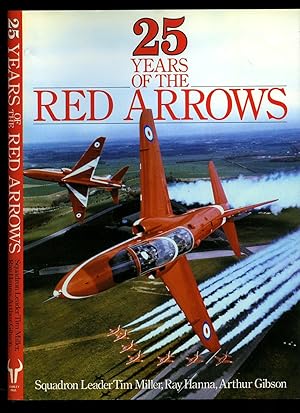 Immagine del venditore per 25 Years of the Red Arrows venduto da Little Stour Books PBFA Member