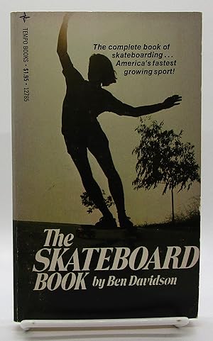 Image du vendeur pour Skateboard Book mis en vente par Book Nook