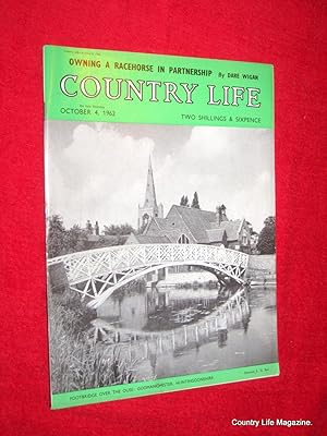 Bild des Verkufers fr Country Life Magazine. 1962 October 4, Miss Fiona Bowes-Lyon. St Peter Port Guernsey, Thomas Edwards Architecture in Cornwall, Cover picture is of Godmanchester. zum Verkauf von Tony Hutchinson