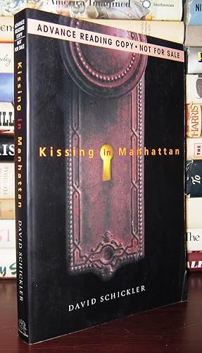 Bild des Verkufers fr KISSING IN MANHATTAN zum Verkauf von Rare Book Cellar