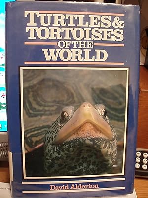 Immagine del venditore per Turtles & Tortoises of the World venduto da Carol's Cache