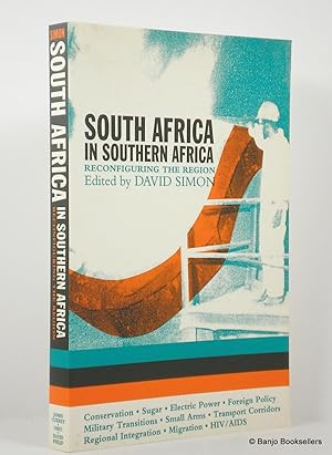 Immagine del venditore per South Africa in Southern Africa: Reconfiguring the Region venduto da Banjo Booksellers, IOBA