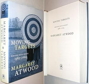 Imagen del vendedor de Moving Targets: Writing with Intent 1982-2004 a la venta por Alex Simpson