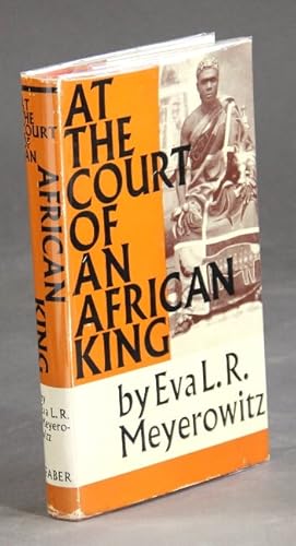 Imagen del vendedor de At the court of an African king a la venta por Rulon-Miller Books (ABAA / ILAB)