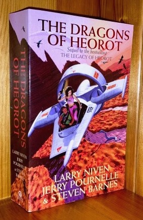 Imagen del vendedor de The Dragons Of Heorot: 2nd in the 'Heorot' series of books a la venta por bbs
