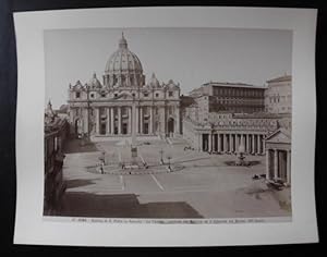 Fotografie: Roma. Basilica di S. Pietro in Vaticano - La Facciata - costruita dal Maderno ed il C...
