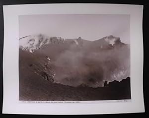 Fotografie: Contorni di Napoli.  Bocca del gran cratere. (Eruzione del 1895). Plattennummer: 10432.