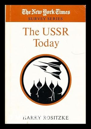 Immagine del venditore per The USSR today venduto da MW Books Ltd.