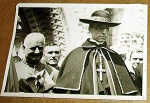 Très belle photographie de presse représentant S.S.PIE XII, alors qu'il était encore le Cardinal ...