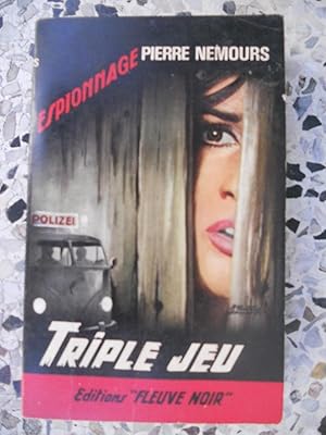 Imagen del vendedor de Triple jeu a la venta por Frederic Delbos