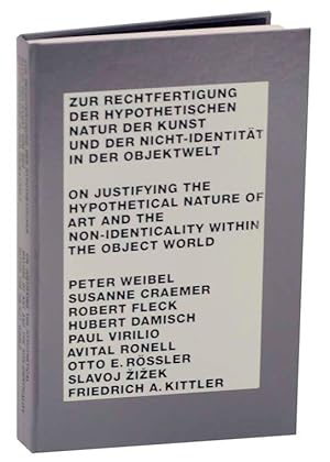 Bild des Verkufers fr Zur Rechtfertigung Der Hypothetischen Natur Der Kunst Und Der Nicht-Identitat in Der Objektwelt/ On Justifying The Hypothetical Nature of Art and the Non-Identicality Within The Object World zum Verkauf von Jeff Hirsch Books, ABAA