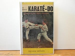 Karate Do techniques de base, assauts, competition