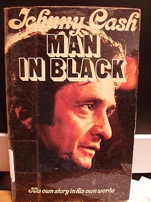 Immagine del venditore per Man in Black, His Own Story in His Own Words venduto da Carol's Cache