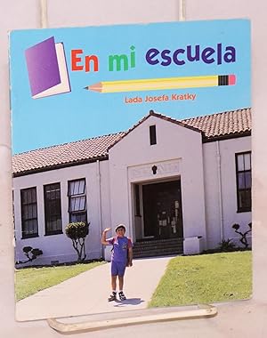 Seller image for En mi escuela for sale by Bolerium Books Inc.