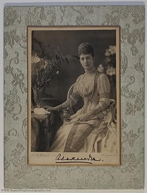 Lovely cabinet photo by Van der Weyde, signed, (of Denmark, 1844-1925, Queen of Edward VII)