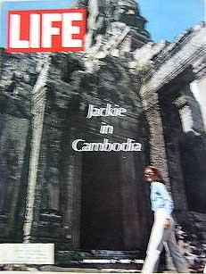 Original Life Magazine from November 1971, 12 - Old Life Magazines