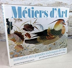 Imagen del vendedor de Mtiers d'art. Initiation aux grandes techniques de l'art. a la venta por Latulu