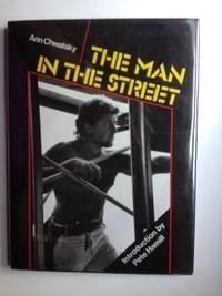 Bild des Verkufers fr The Man in the Street zum Verkauf von WellRead Books A.B.A.A.
