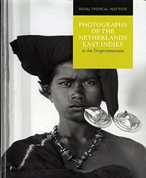 Bild des Verkufers fr Photographs of the Netherlands East Indies at the Tropenmuseum. zum Verkauf von Gert Jan Bestebreurtje Rare Books (ILAB)