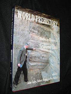 Bild des Verkufers fr World Prehistory. Studies in Memory of Grahame Clark zum Verkauf von Abraxas-libris