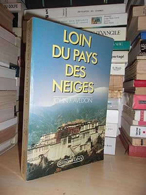 Imagen del vendedor de LOIN DU PAYS DES NEIGES a la venta por Planet's books