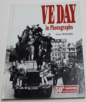 Image du vendeur pour VE Day in Photographs mis en vente par H4o Books