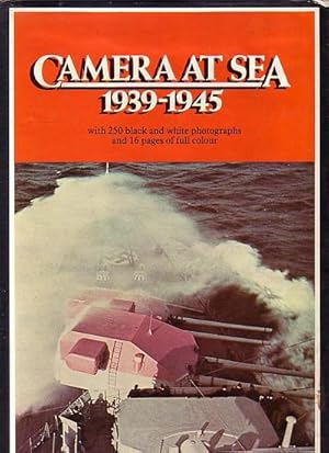 Imagen del vendedor de CAMERA AT SEA 1939-45 a la venta por Jean-Louis Boglio Maritime Books