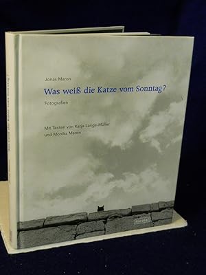 Seller image for Was wei die Katze vom Sonntag? [What Did the White Cat Do on Sunday? IN GERMAN] for sale by Gil's Book Loft
