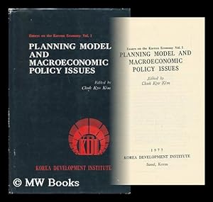 Image du vendeur pour Planning Model and MacRoeconomic Policy Issues / Edited by Chuk Kyo Kim mis en vente par MW Books