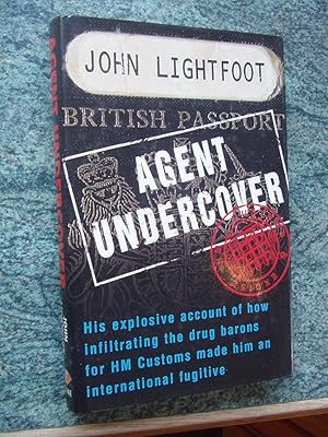 Image du vendeur pour AGENT UNDERCOVER mis en vente par Ron Weld Books