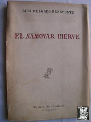 EL SAMOVAR HIERVE