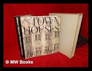 Bild des Verkufers fr Town Houses of Europe [Translated from the German by Peter and Betty Ross] zum Verkauf von MW Books