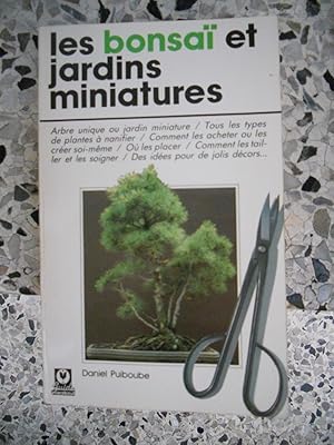 Seller image for Les bonsai et jardins miniatures for sale by Frederic Delbos