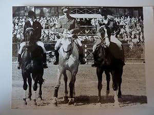 Fotografia Concorso Ippico "PREMIO GIANICOLO - ROMA 04/05/1958 - 1° Serg. A. Clermondt NICO - 2° ...