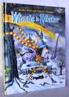 Immagine del venditore per Winnie in Winter venduto da Mad Hatter Books