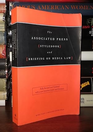 Imagen del vendedor de THE ASSOCIATED PRESS STYLEBOOK AND BRIEFING ON MEDIA LAW a la venta por Rare Book Cellar