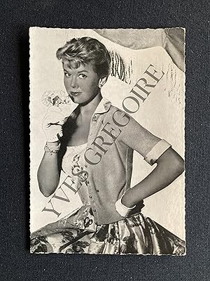 DORIS DAY-CARTE POSTALE