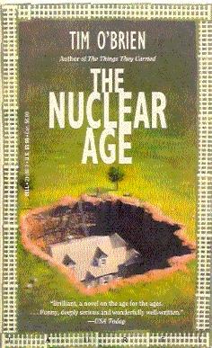 Image du vendeur pour The Nuclear Age mis en vente par El libro que vuela