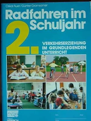 Bild des Verkufers fr Radfahren im 2. Schuljahr. [Arbeitsheft und Lsungsheft]. Verkehrserziehung im Grundlegenden Unterricht. Ein Arbeitsheft. Herausgegeben von der Deutschen Verkehrswacht / Verkehrswacht Mnchen. Mit vielen farbigen Abbildungen und Illustrationen, Ergnzungstexten, Ankreuzebildern. uva., sowie einem 2seitigen Hpfespiel, einer farbigen Verkehrszeichen-Tafel "Richtzeichen, Vorschriftzeichen, Gefahrzeichen", einem beiliegenden Schlerabeitsbogen "Unfallverhtung" und einem 4seitigen Textbogen zum Schler-Verkehrs-Pass 2. Jahrgangsstufe. zum Verkauf von Antiquariat Tarter, Einzelunternehmen,