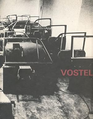 Bild des Verkufers fr Wolf Vostell (de 1958 a 1979). Envolvimiento, pintura, happening, desenho, video, gravura, multiplo; maio de 1979, Galeria de Belm. Textos et org. do catlogo: Ernesto de Sousa. Introducao Jrn Merkert. zum Verkauf von Fundus-Online GbR Borkert Schwarz Zerfa