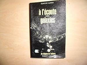 Seller image for A L'ECOUTE DES GALAXIES for sale by Le temps retrouv