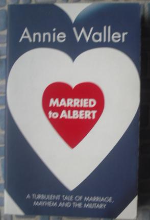 Bild des Verkufers fr Married to Albert zum Verkauf von Beach Hut Books