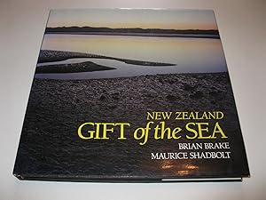 Seller image for New Zealand Gift Of The Sea for sale by THE BOOK SHOP
