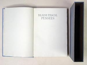 Imagen del vendedor de Penses. Table des Matieres: Section I: Penses sur l'Esprit et sur le Style. Section II: Misere de l'Homme sans Dieu. Section III: De la Ncessit du pari. Section IV: Des Moyens de croire. Section V: La Justice et la Raison des Effets. Section VI: Les Philosophes. Setion VII: La Morale et la Doctrine. Section VIII: Les Fondements de la Religion chrtienne. Section IX: La Perptuite. Section X: Les Figuratifs. Section XI: Les Prophties. Section XII: Preuves de Jsus-Christ. Section XIII: Les Miracles. Section XIV: Appendice: Fragments polmiques. - Mmorial de Pascal. a la venta por antiquariat peter petrej - Bibliopolium AG